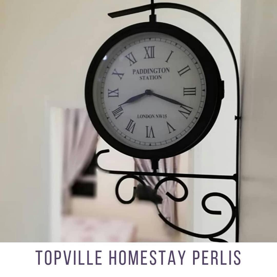 Topville Homestay Kangar Eksteriør billede