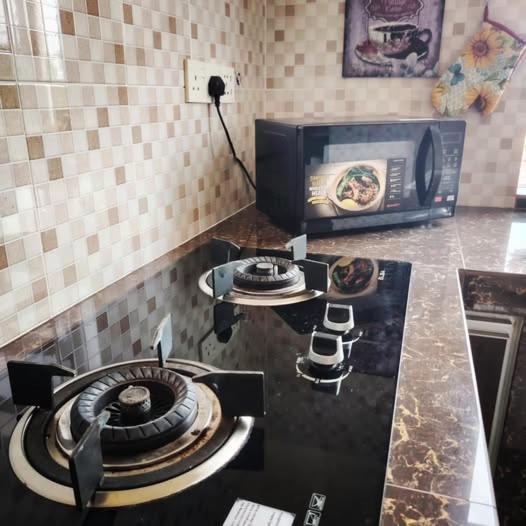 Topville Homestay Kangar Eksteriør billede